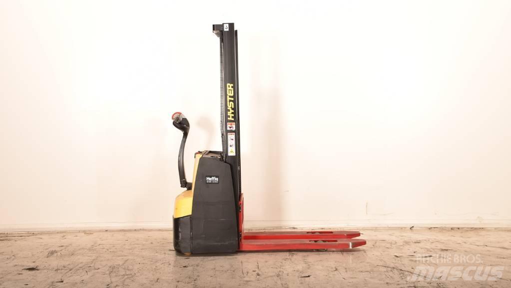 Hyster S 1.0E Ручные штабелёры с электроподъёмом