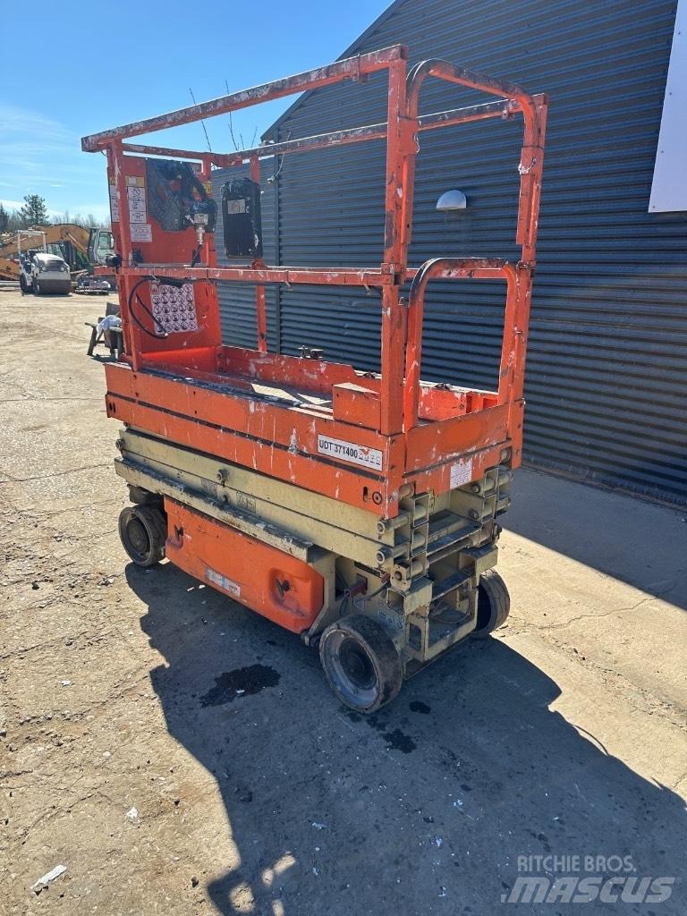 JLG ES1930 Ножничные подъемники