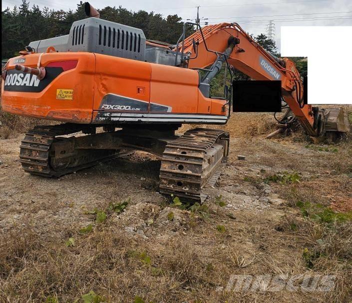 Doosan DX 300 LC-5 Гусеничные экскаваторы