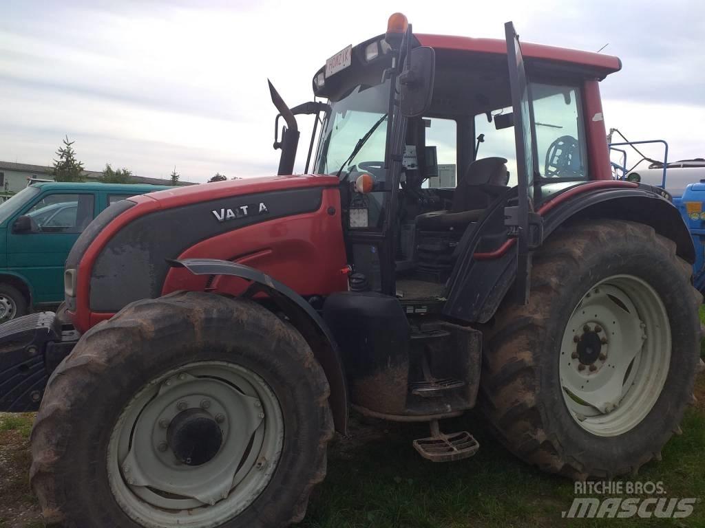 Valtra N121 Трактора