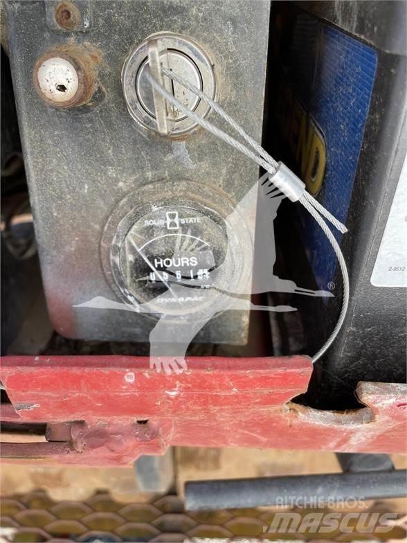 Dynapac LP852 Прицепные виброкатки