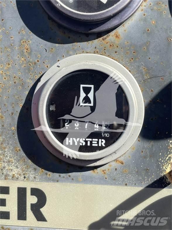 Hyster C530A Пневматические катки