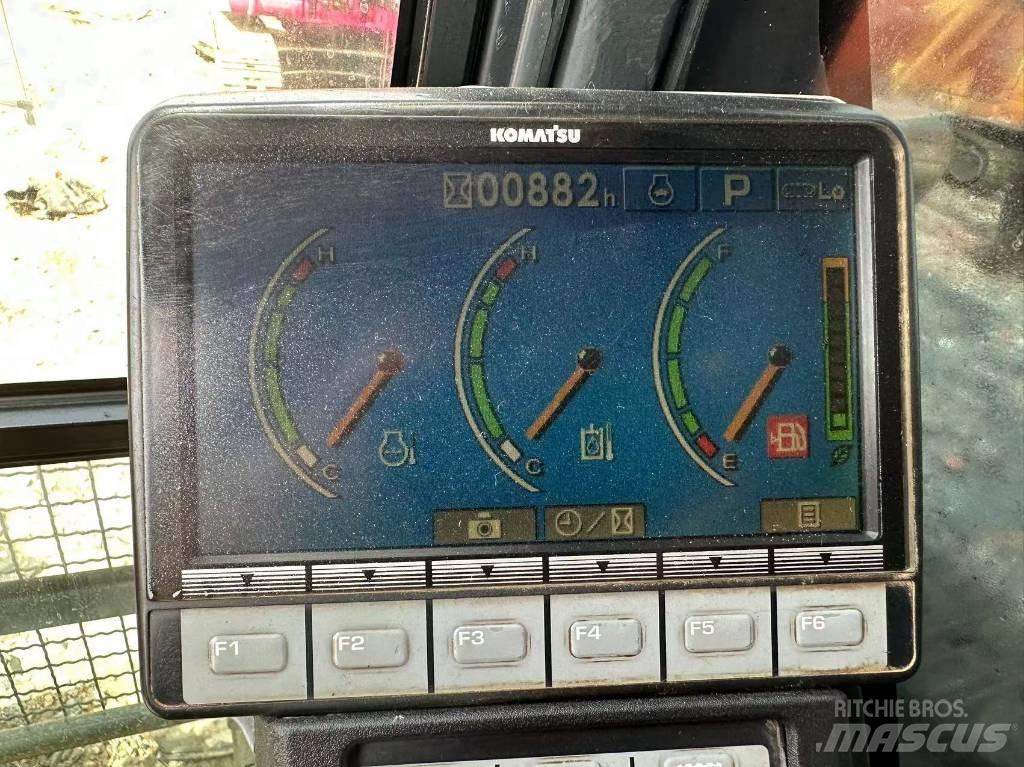 Komatsu PC 240-8 Гусеничные экскаваторы