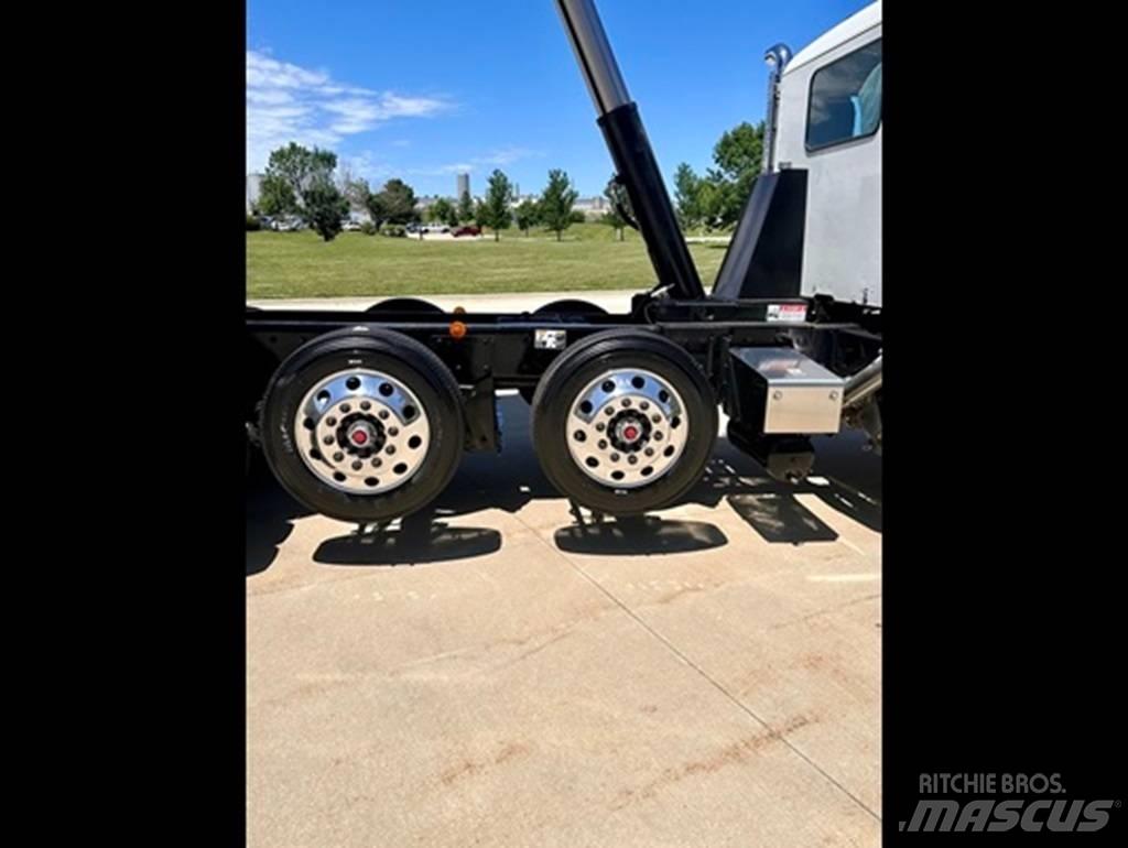 Kenworth T 880 Седельные тягачи