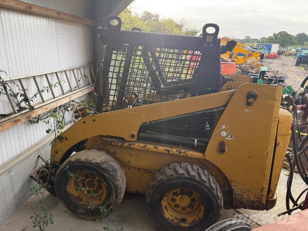CAT 216 B 3 Мини-погрузчики