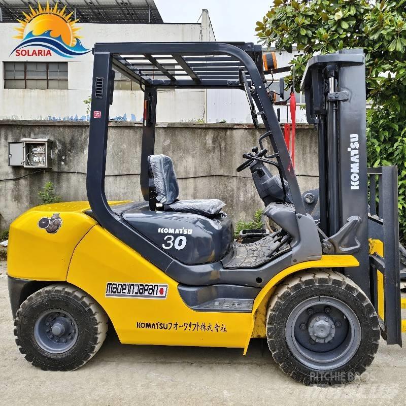Komatsu FD30 Дизельные погрузчики