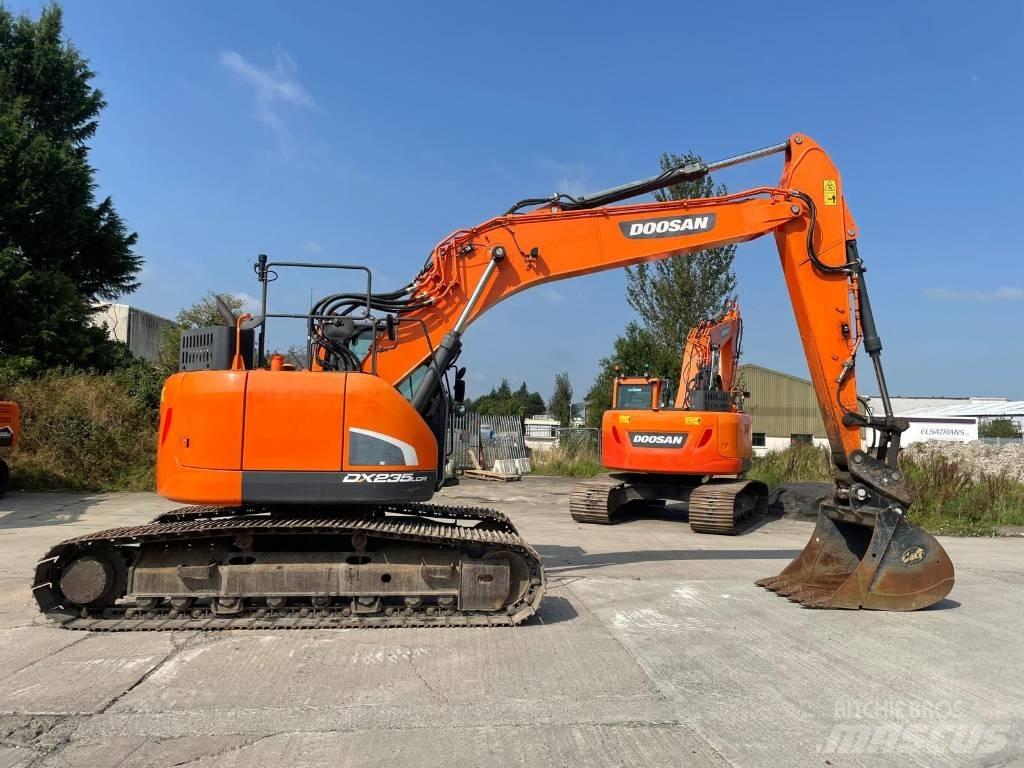 Doosan DX 235 LCR-5 Гусеничные экскаваторы