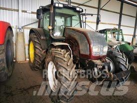 Valtra N121    hook Кабины