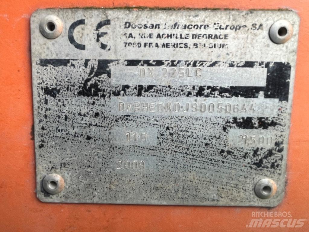 Doosan DX 225 LC Экскаваторы с большим вылетом