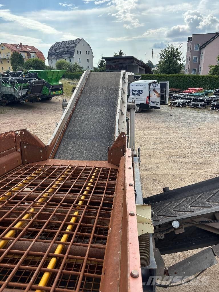 Metso ST2.8 Мобильные грохоты
