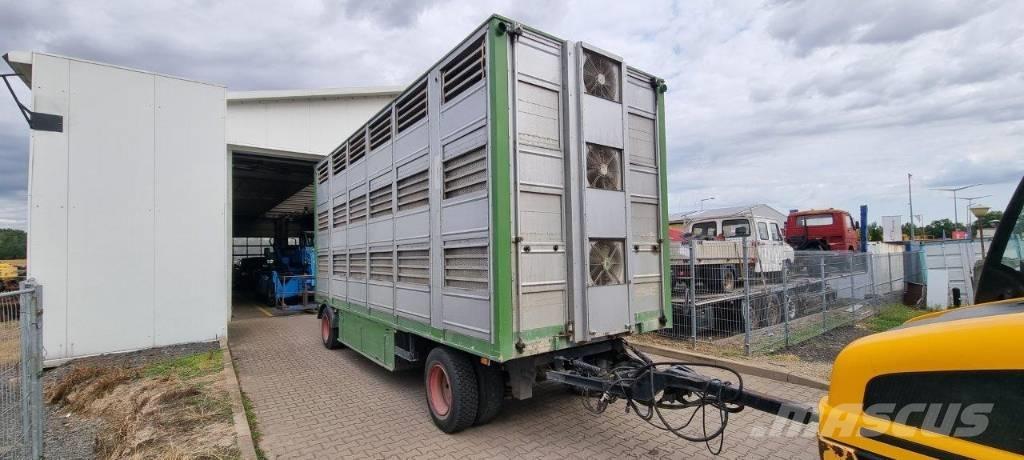 Finkl VA18 Трейлеры для транспортировки животных