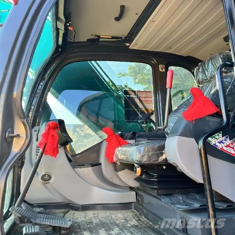 Kobelco SK 140 Гусеничные экскаваторы