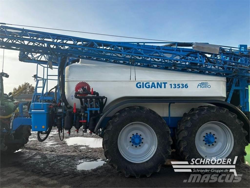 Agrio GIGANT 13500 Прицепные опрыскиватели