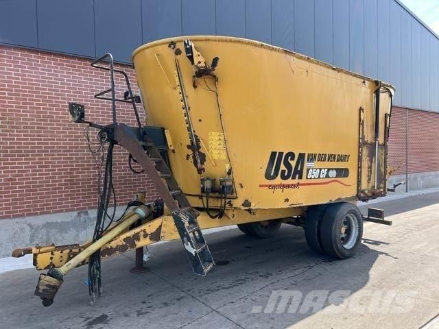  USA 850CF Кормораздатчики