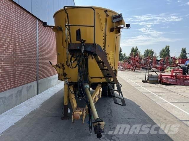  USA 850CF Кормораздатчики
