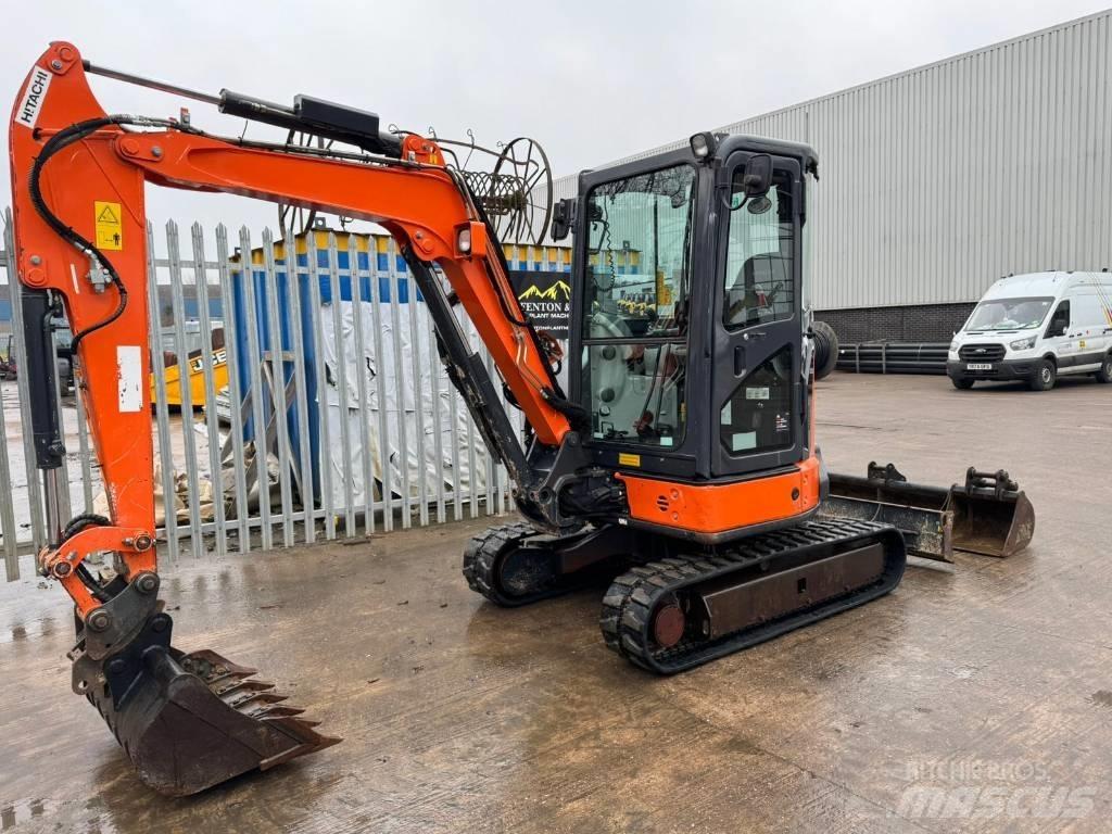 Hitachi ZX 33 U Мини-экскаваторы