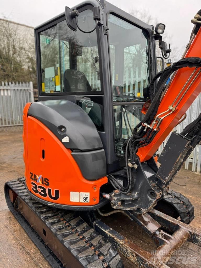 Hitachi ZX 33 U Мини-экскаваторы