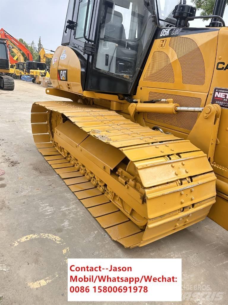 CAT D5K Гусеничные бульдозеры