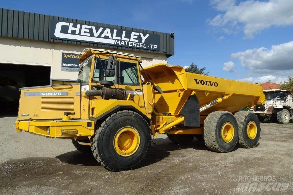 Volvo A 25 C Шарнирно-сочленённые самосвалы