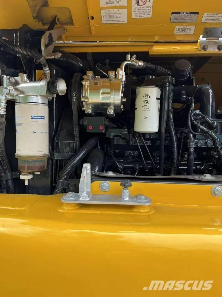 Komatsu 70 Гусеничные экскаваторы