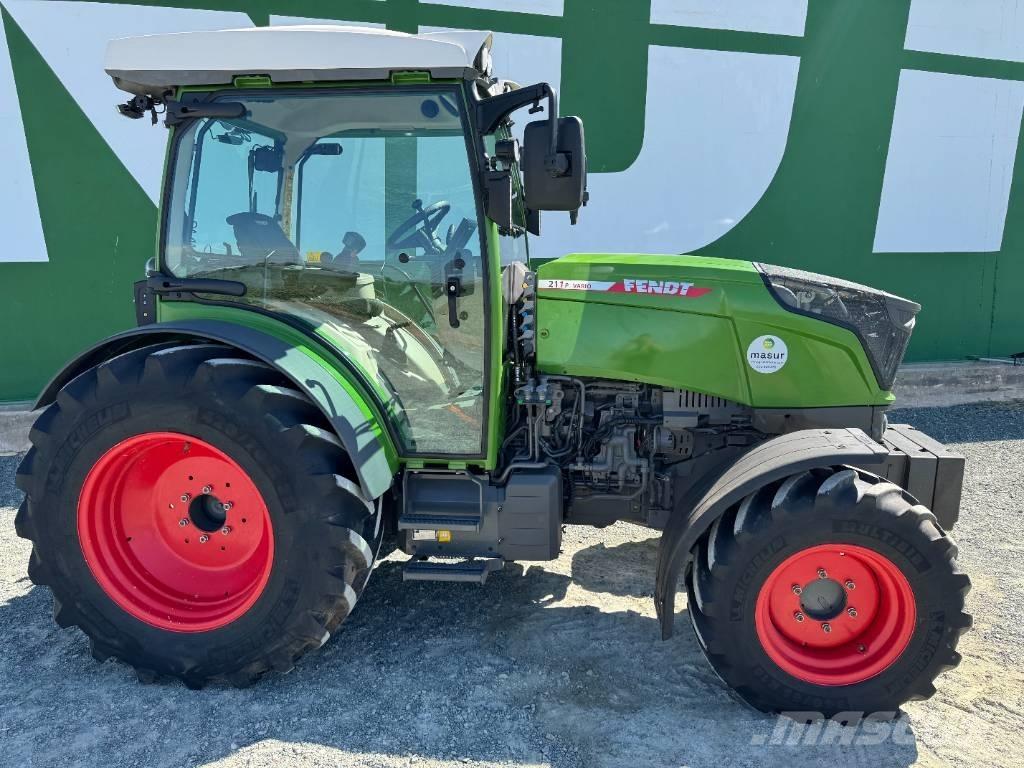 Fendt 211 P Трактора