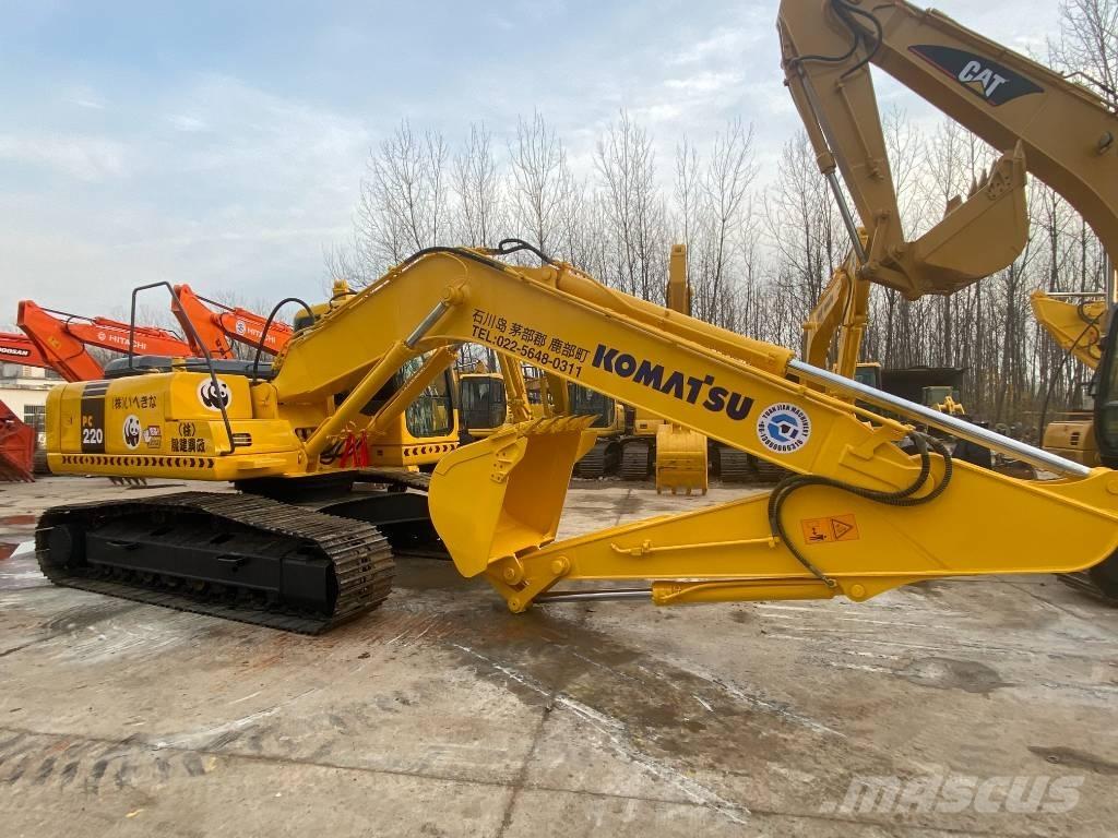 Komatsu PC 220-8 Гусеничные экскаваторы