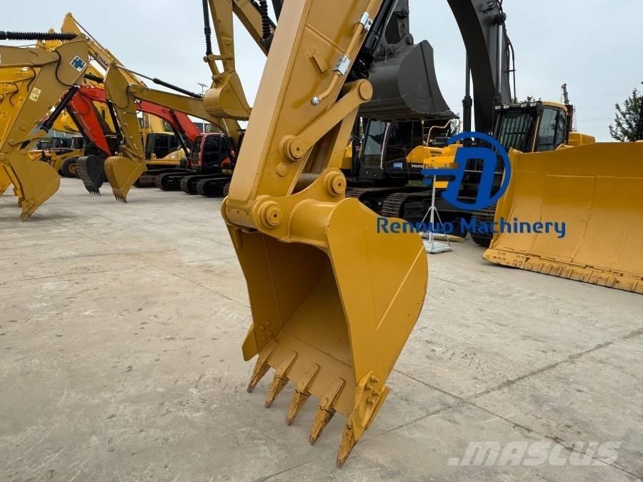 CAT 320D2 Гусеничные экскаваторы
