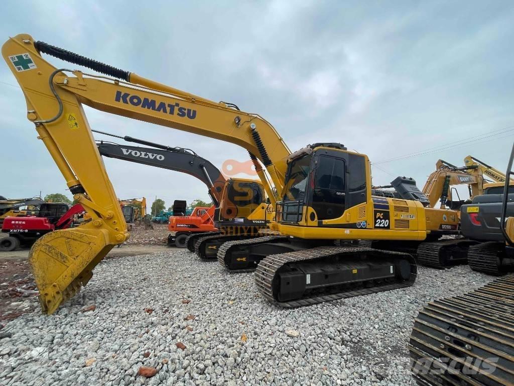 Komatsu PC 220-8M0 Гусеничные экскаваторы