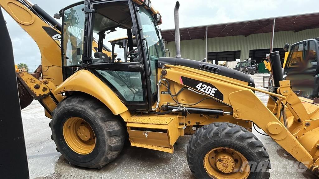 CAT 420 E Экскаваторы-погрузчики