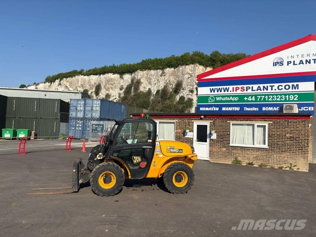 JCB 520-40 Телескопические погрузчики