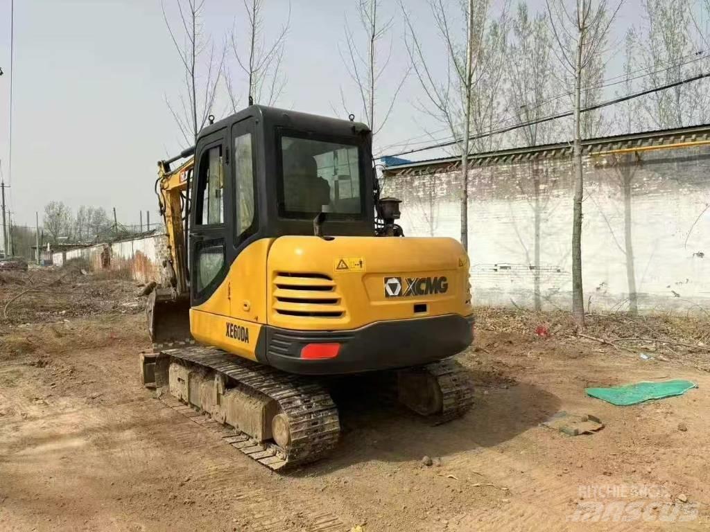 XCMG XE 60 DA Гусеничные экскаваторы