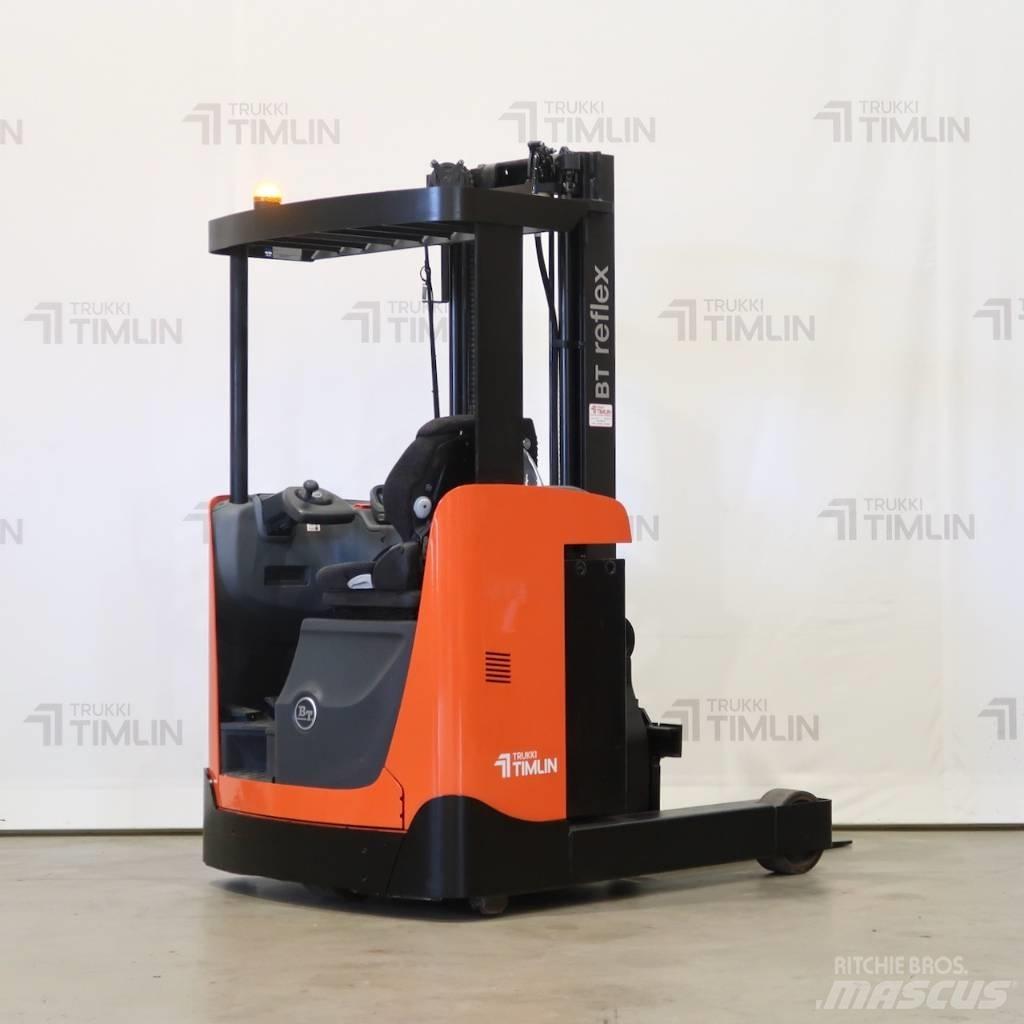 Toyota RRE140B Ричтраки