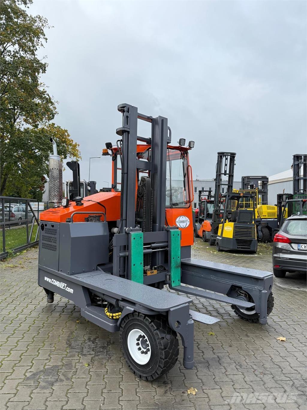 Combilift C5000 XL 4-x ходовые ричтраки