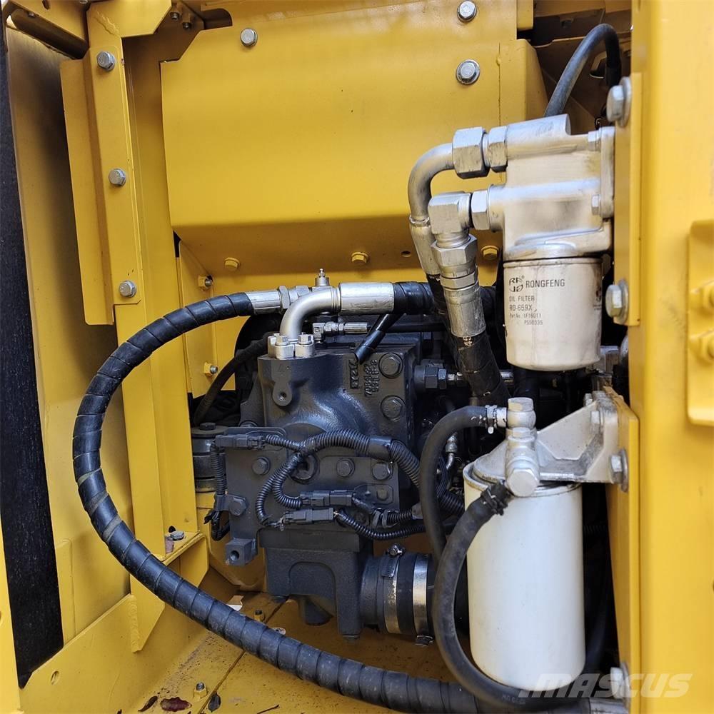 Komatsu PC 130-7 Гусеничные экскаваторы