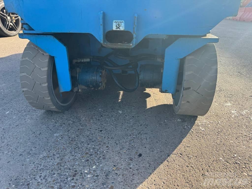 Genie GS 3232 Ножничные подъемники