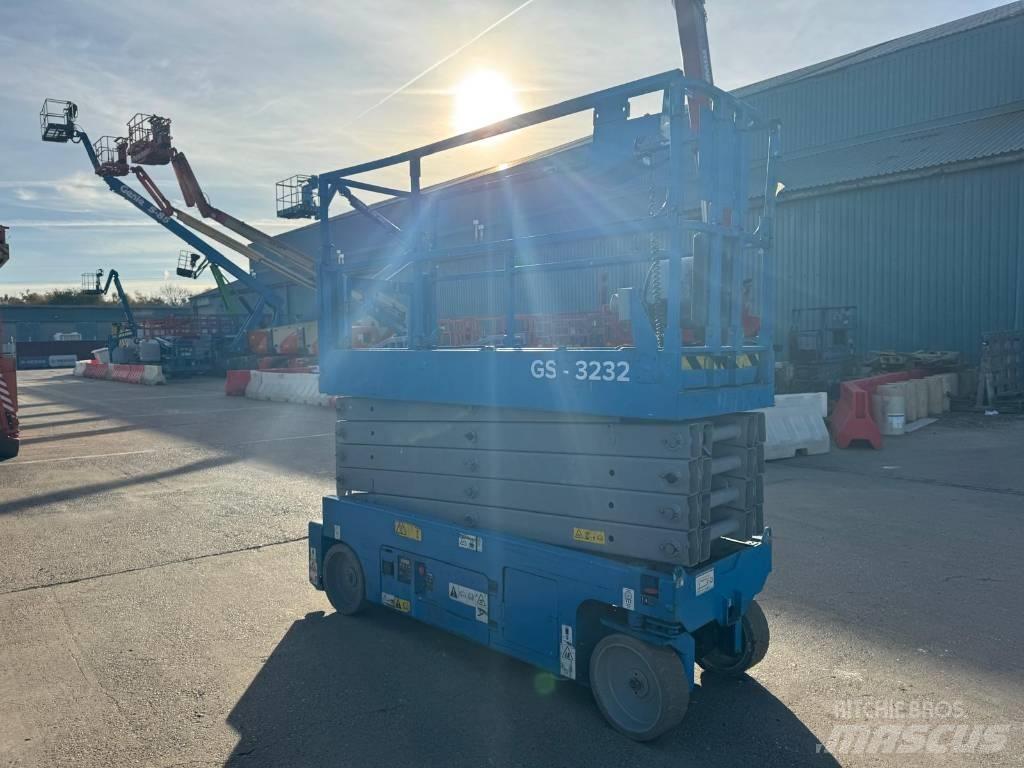 Genie GS 3232 Ножничные подъемники