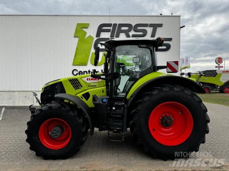 CLAAS AXION 870 Трактора