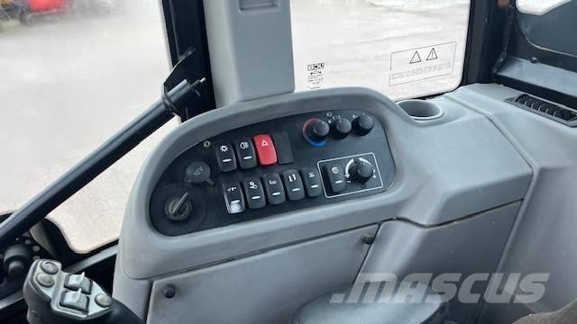 JCB TM 320 S Телескопические погрузчики
