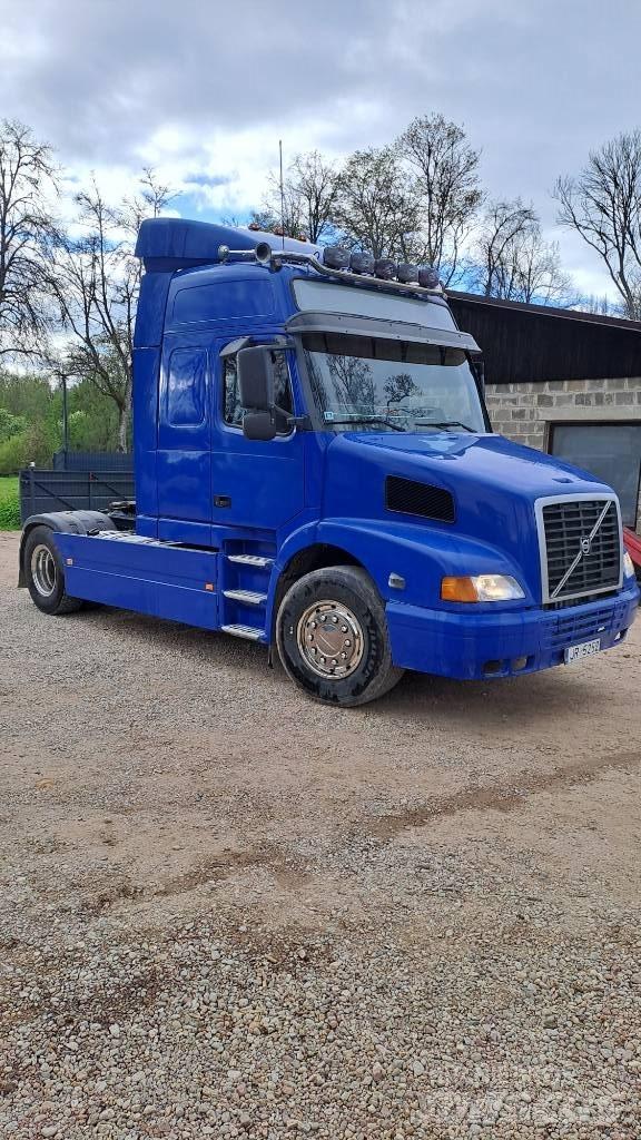 Volvo NH 12 Седельные тягачи