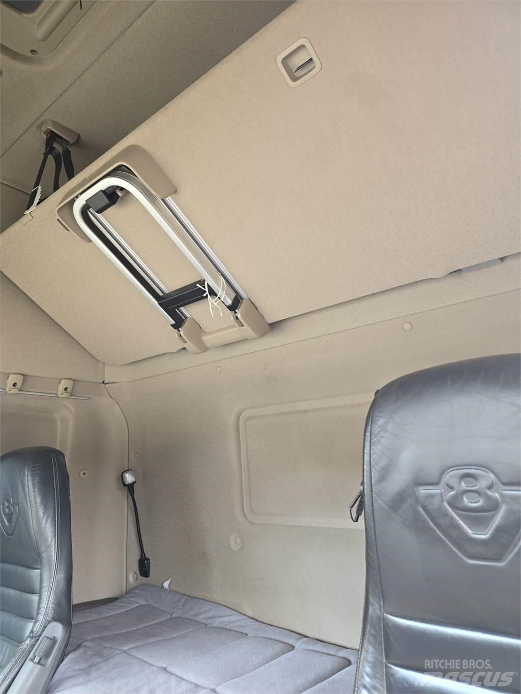 Scania R560 Седельные тягачи