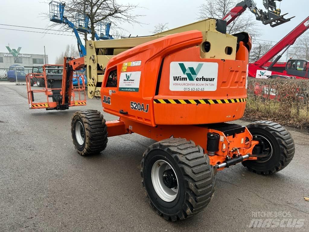 JLG 520 AJ Коленчатые подъемники