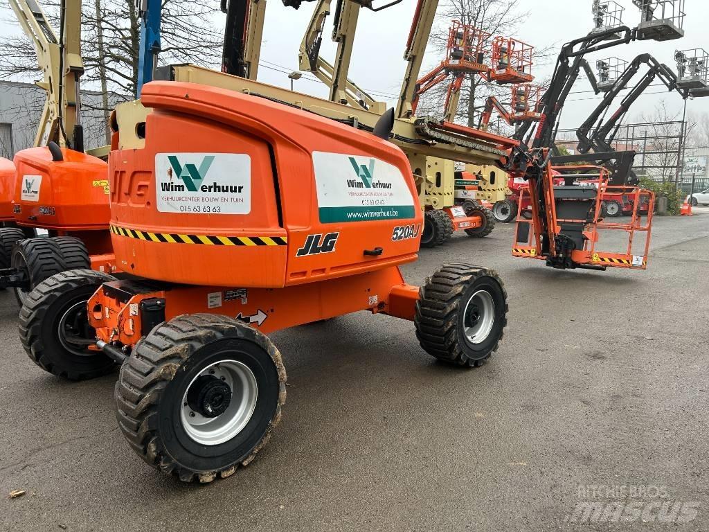 JLG 520 AJ Коленчатые подъемники