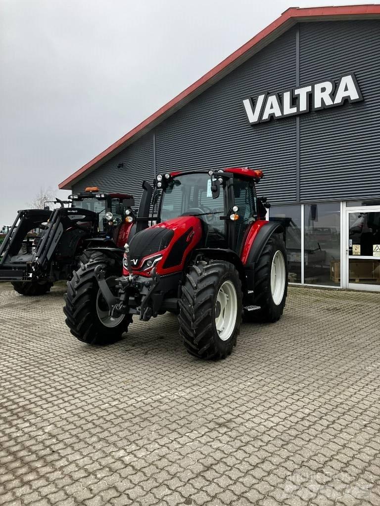 Valtra G135 Active Трактора