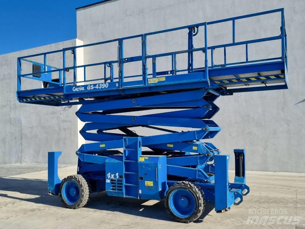 Genie GS 4390 - R284 Ножничные подъемники