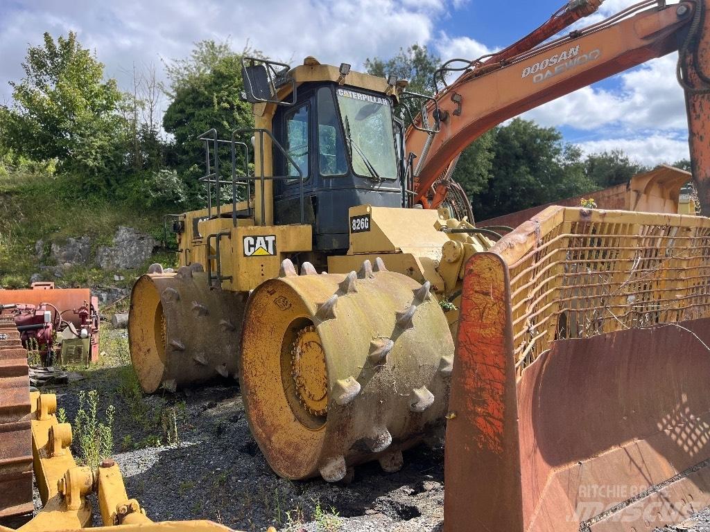 CAT 826 G Уплотнители для закладки отходов
