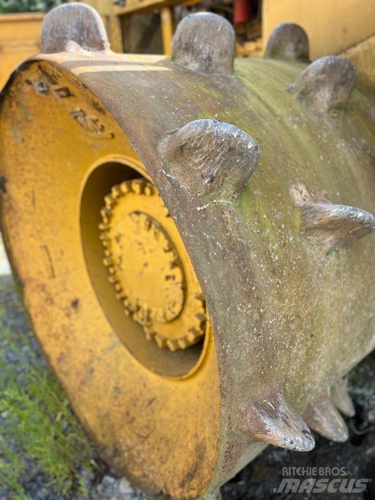 CAT 826 G Уплотнители для закладки отходов