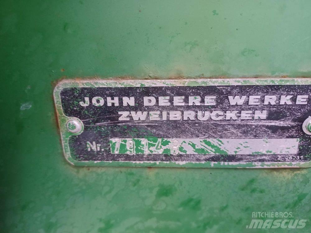 John Deere 1000 Культиваторы сплошные