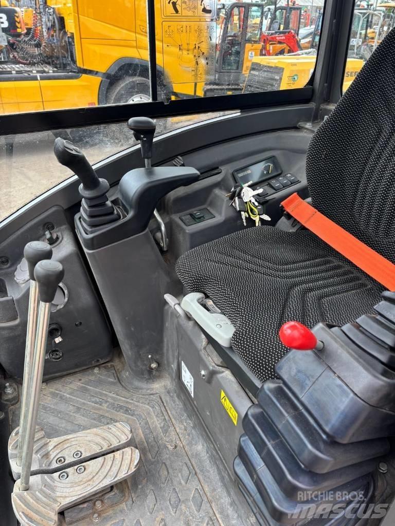 Volvo ECR 25 D Мини-экскаваторы