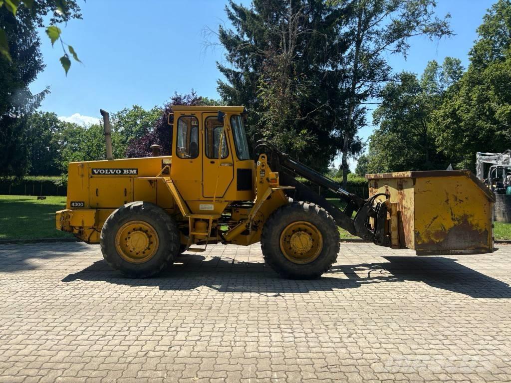 Volvo BM 4300 Фронтальные погрузчики