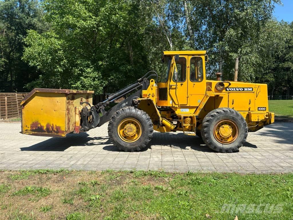 Volvo BM 4300 Фронтальные погрузчики